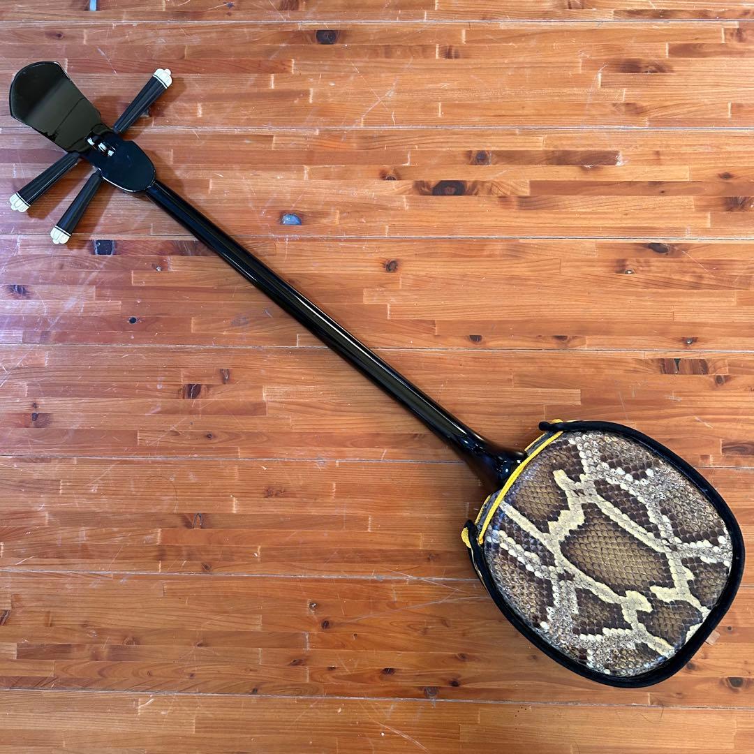 ◼️宮古島から❶◼️クルチ本皮強化張り三線◼️黒檀◼️サンプル音源あり◼️ハードケース付き