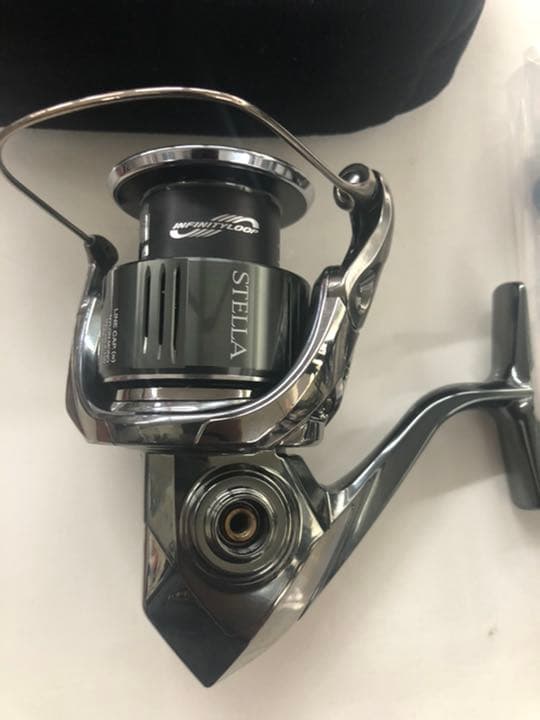 新品未使用　シマノ　22ステラ　4000XG