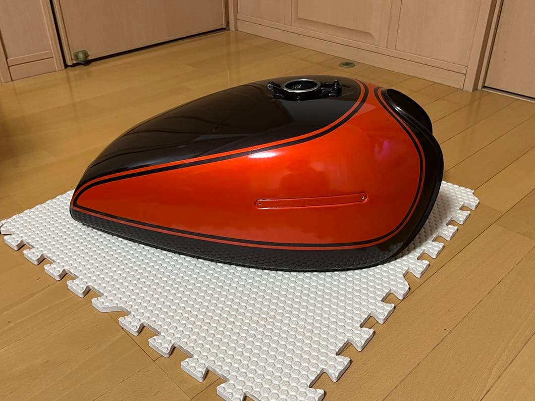 カワサキZ750D1 火の玉 外装 タンク、サイドカバー、テール