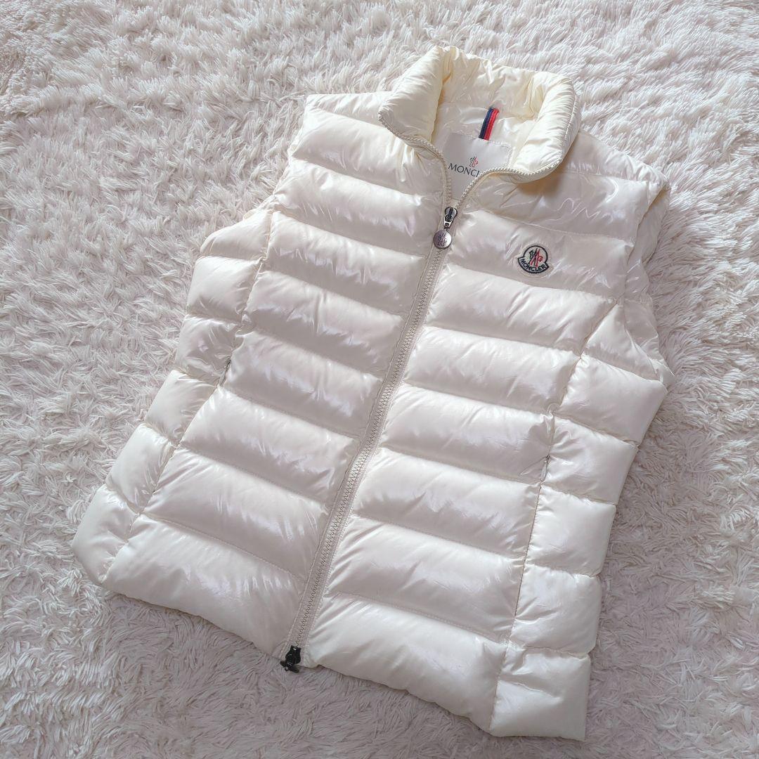 MONCLER　GHANY GILET　ダウンベスト　ロゴワッペン　サイズ1　白