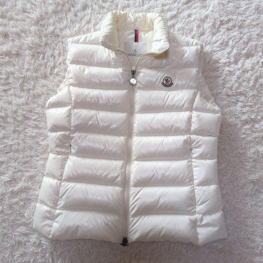 MONCLER　GHANY GILET　ダウンベスト　ロゴワッペン　サイズ1　白