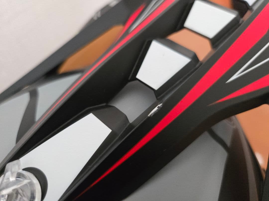 Airoh (アイロー) Aviator 3 Spin カーボンヘルメット