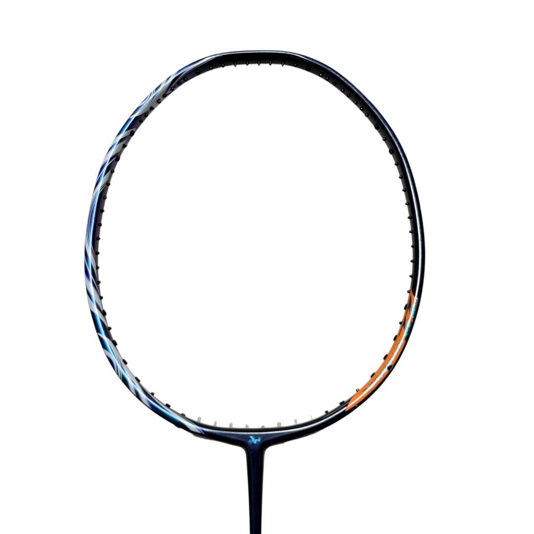 【美品】YONEX アストロクス100ZZ 3UG5 11-21