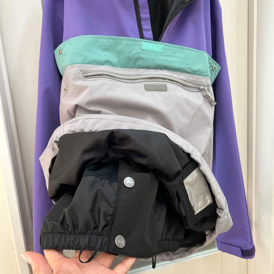 週末セール　美品SCAPE アノラックスノーボードウエアーフード付き