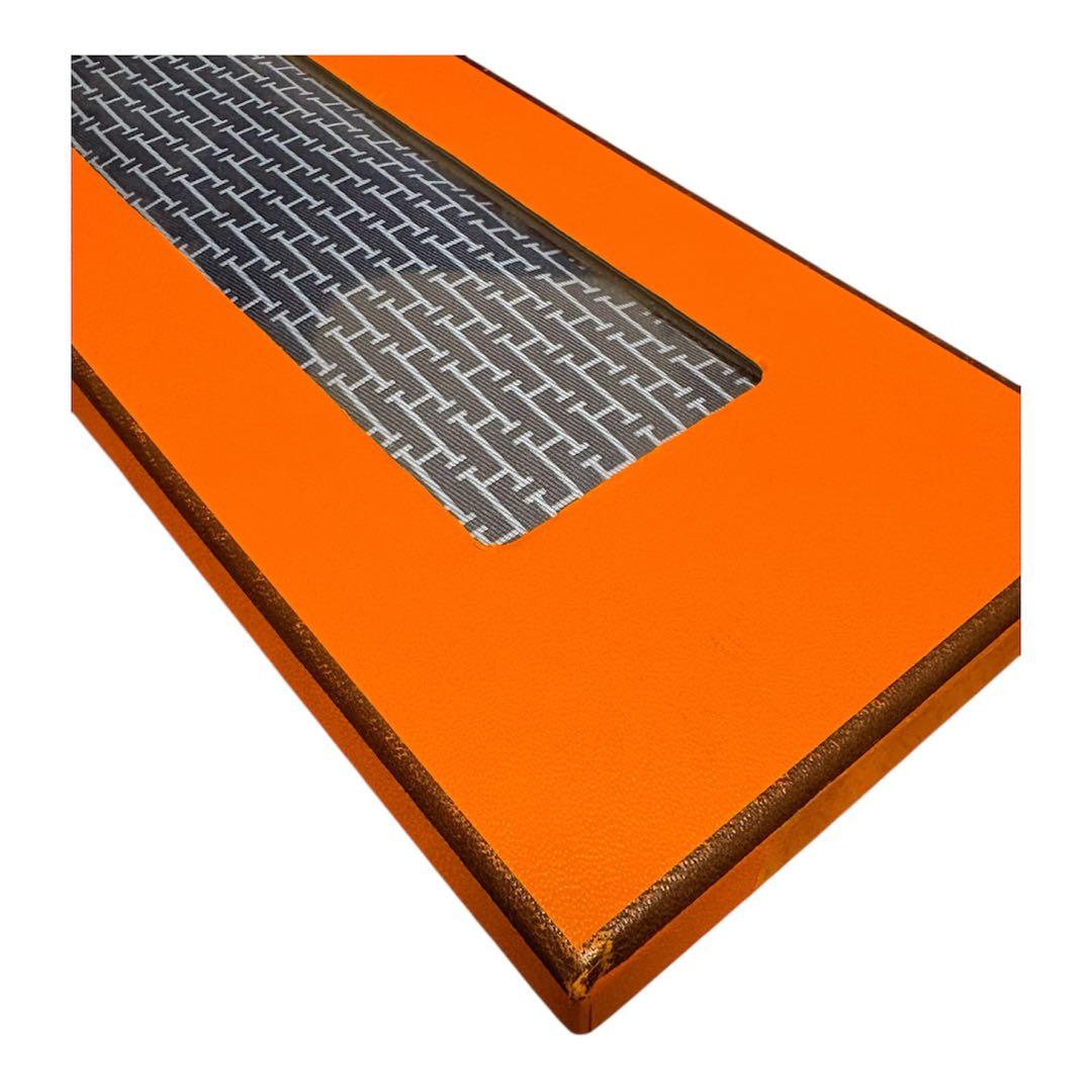 【未使用】HERMES（エルメス）ネクタイ　H柄　ネイビー系　箱つき