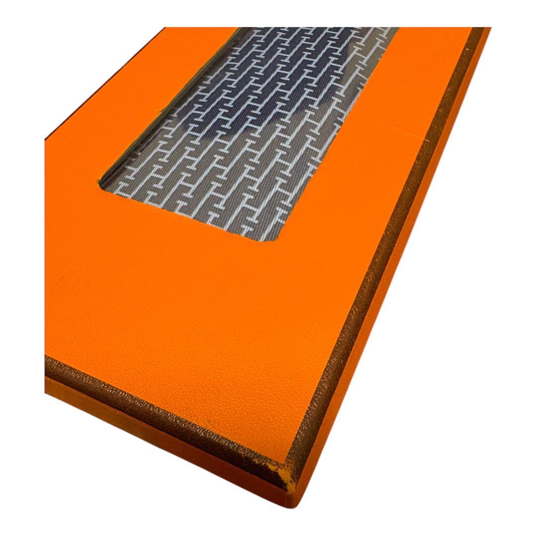 【未使用】HERMES（エルメス）ネクタイ　H柄　ネイビー系　箱つき