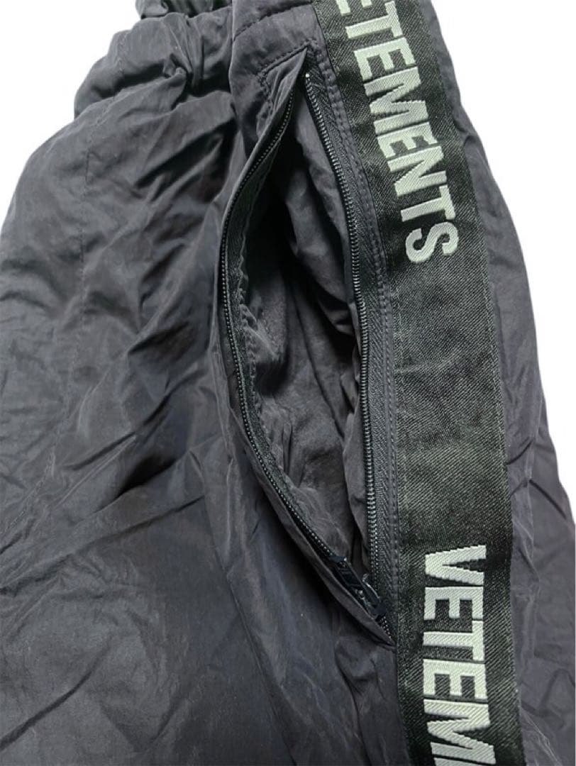 VETEMENTS ヴェトモン UMBROコラボ トラックパンツ ナイロン S