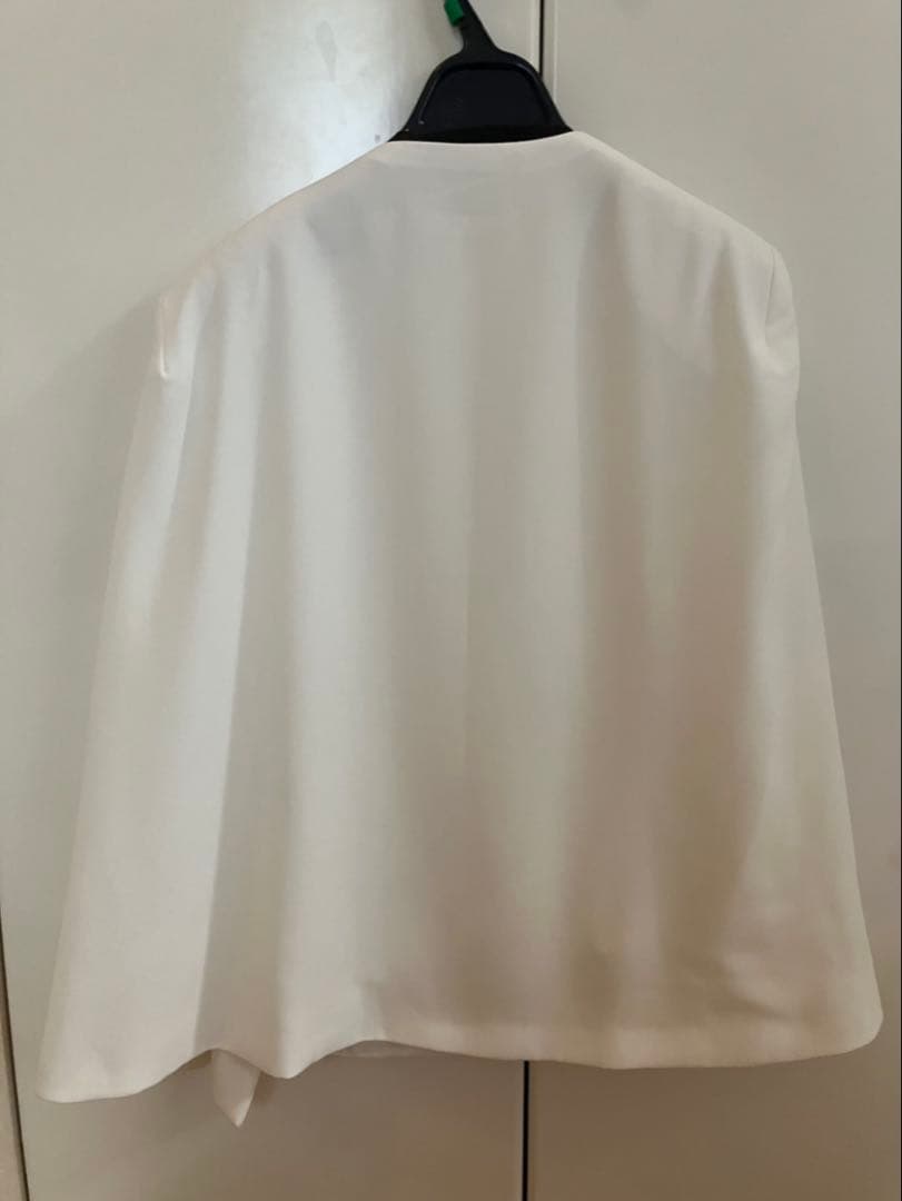 Zara ケープジャケット