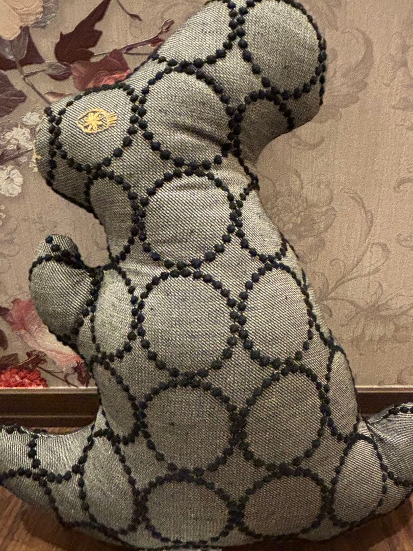 ポアロ 新品未使用 ミナペルホネン クッション tambourine 黒