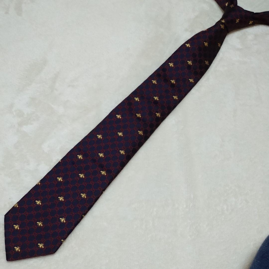 極美品■GUCCI　ネクタイ　GG Bee 蜂ビー　ネイビー系　未使用級　グッチ