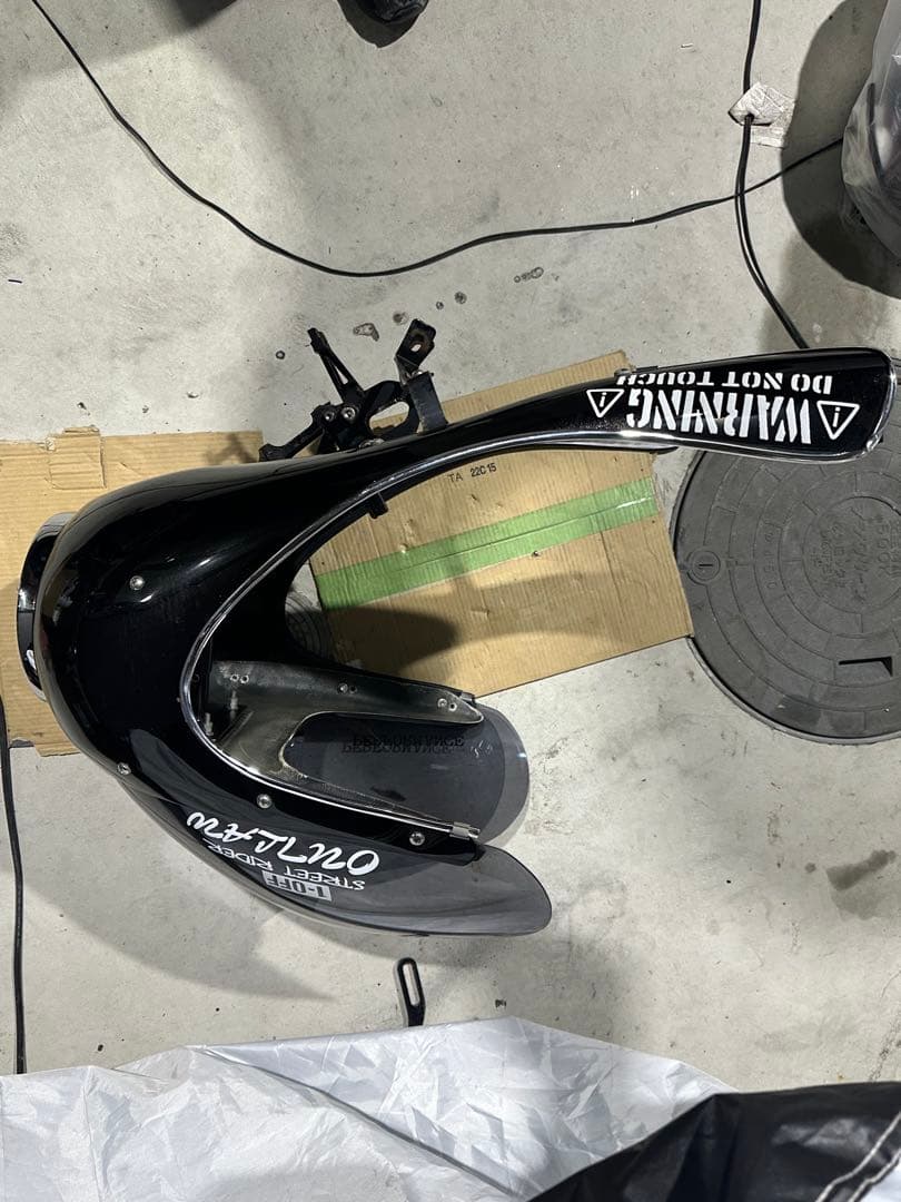 【ロケットカウル】ゾウパナステー付　ハーフロケットカウル　スポーツスターステー付