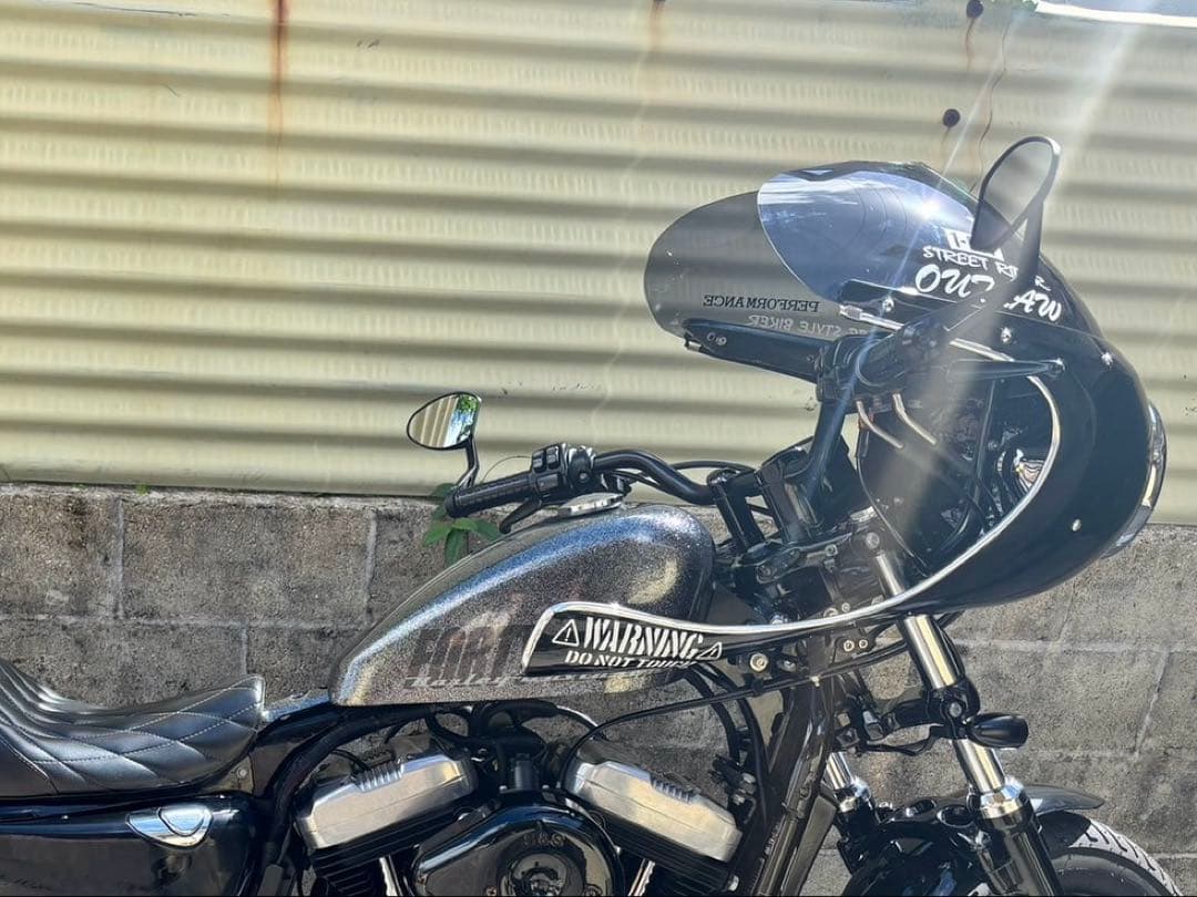 【ロケットカウル】ゾウパナステー付　ハーフロケットカウル　スポーツスターステー付