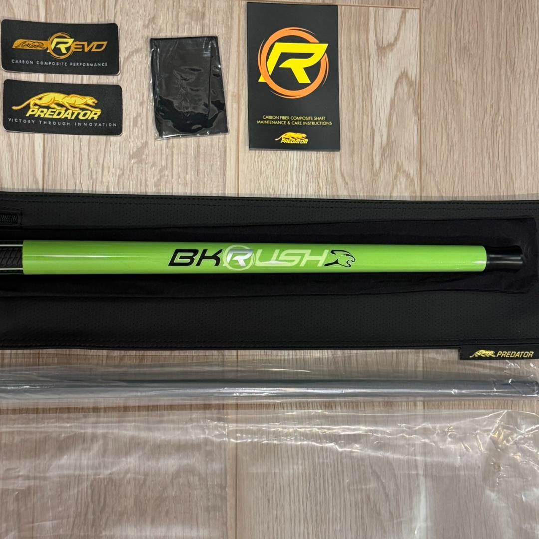 N*e様 【限定カラー】BK RUSH ネオングリーン スポーツラップ プレデタ