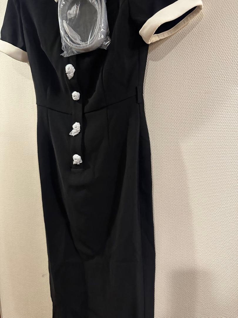 self-portrait／セルフポートレート　ブラックワンピース