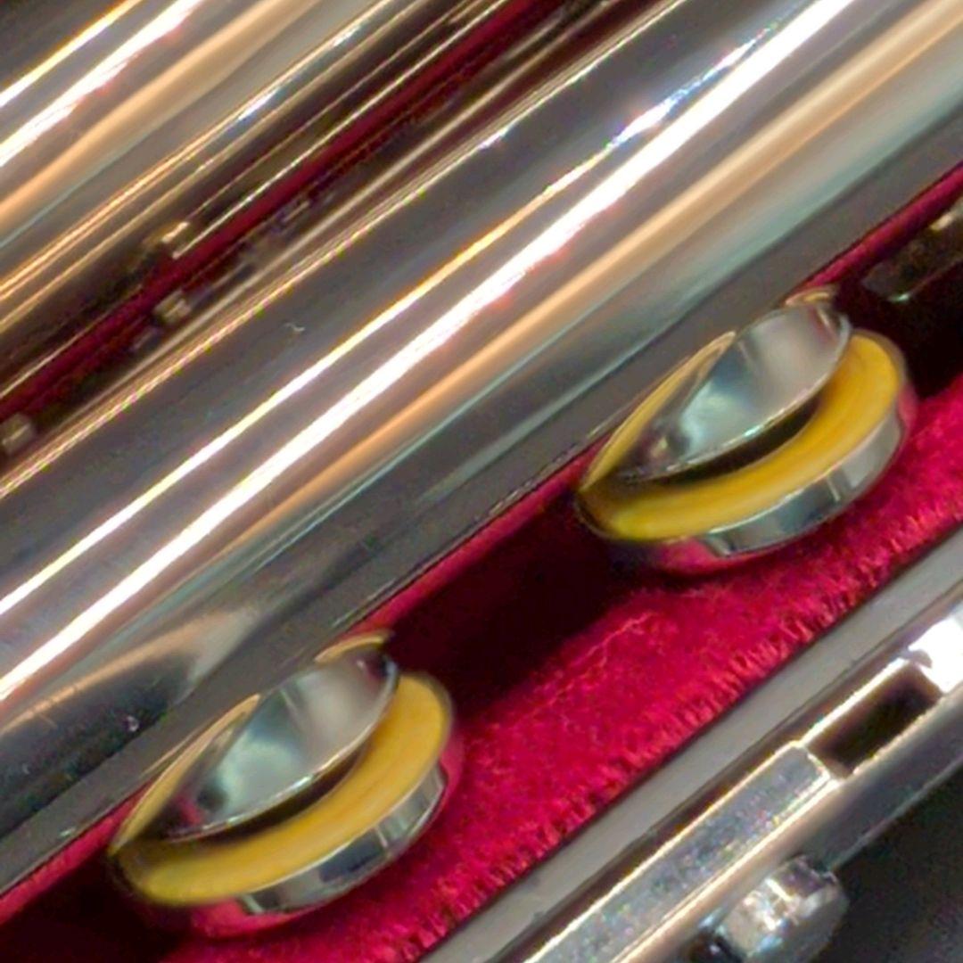 フルート　調整済美品　ヤマハ　YFL211（Eメカ仕様）