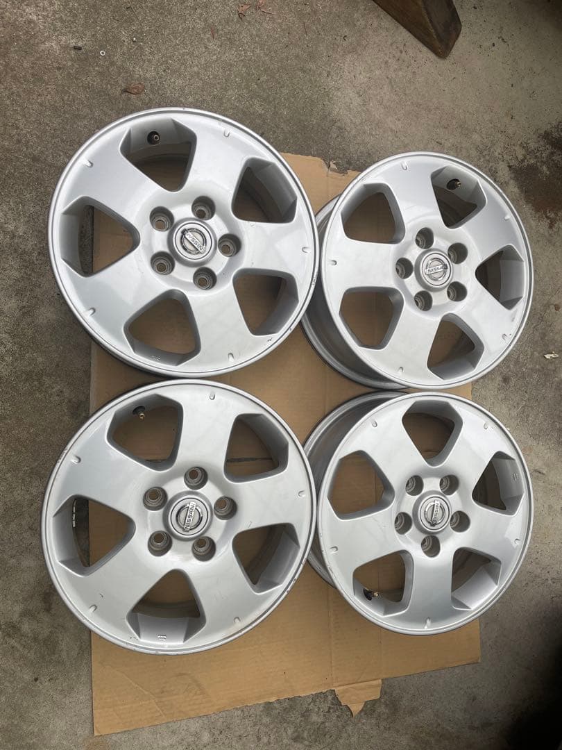 日産 C25 セレナ　15x5.5JJ/オフセット+45/PCD114.3-5H