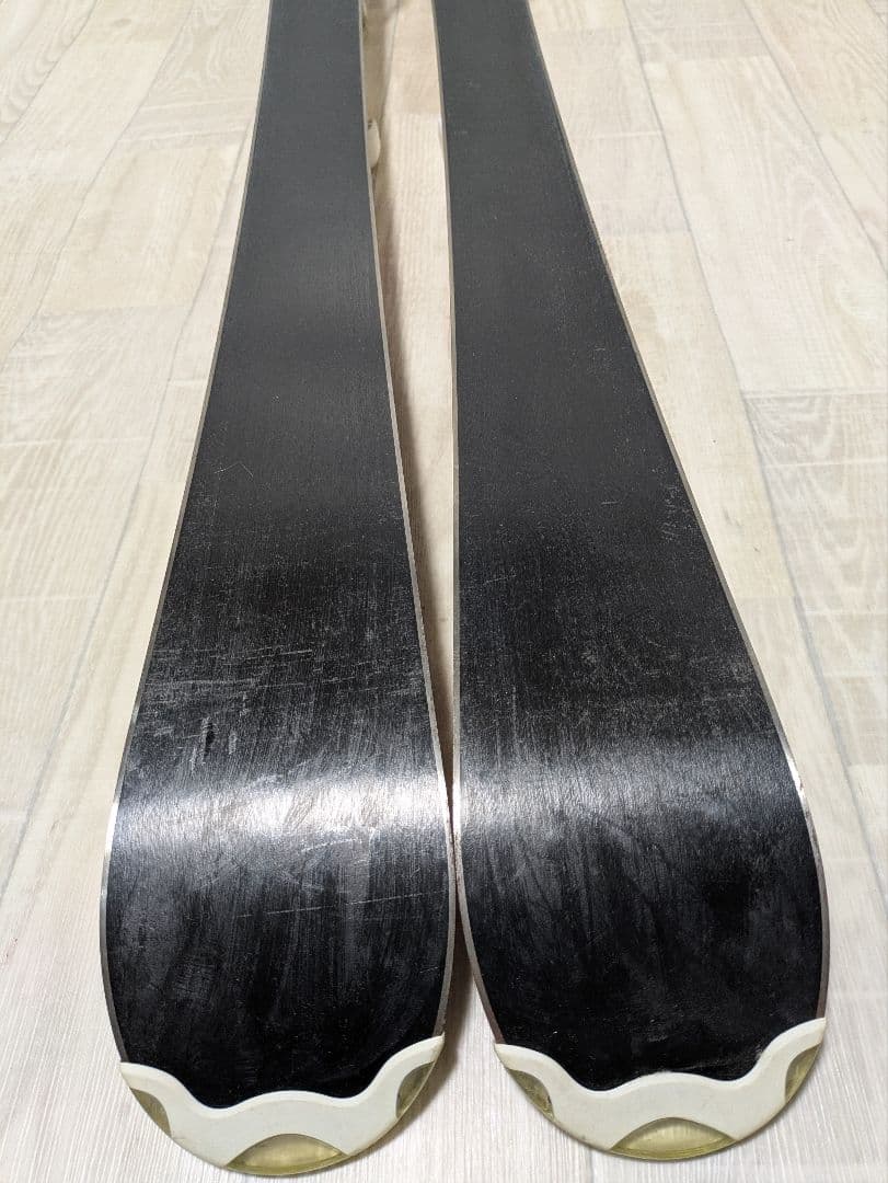 ジュニア　Hart板　NORDICAブーツ　スキーセット ストック付き