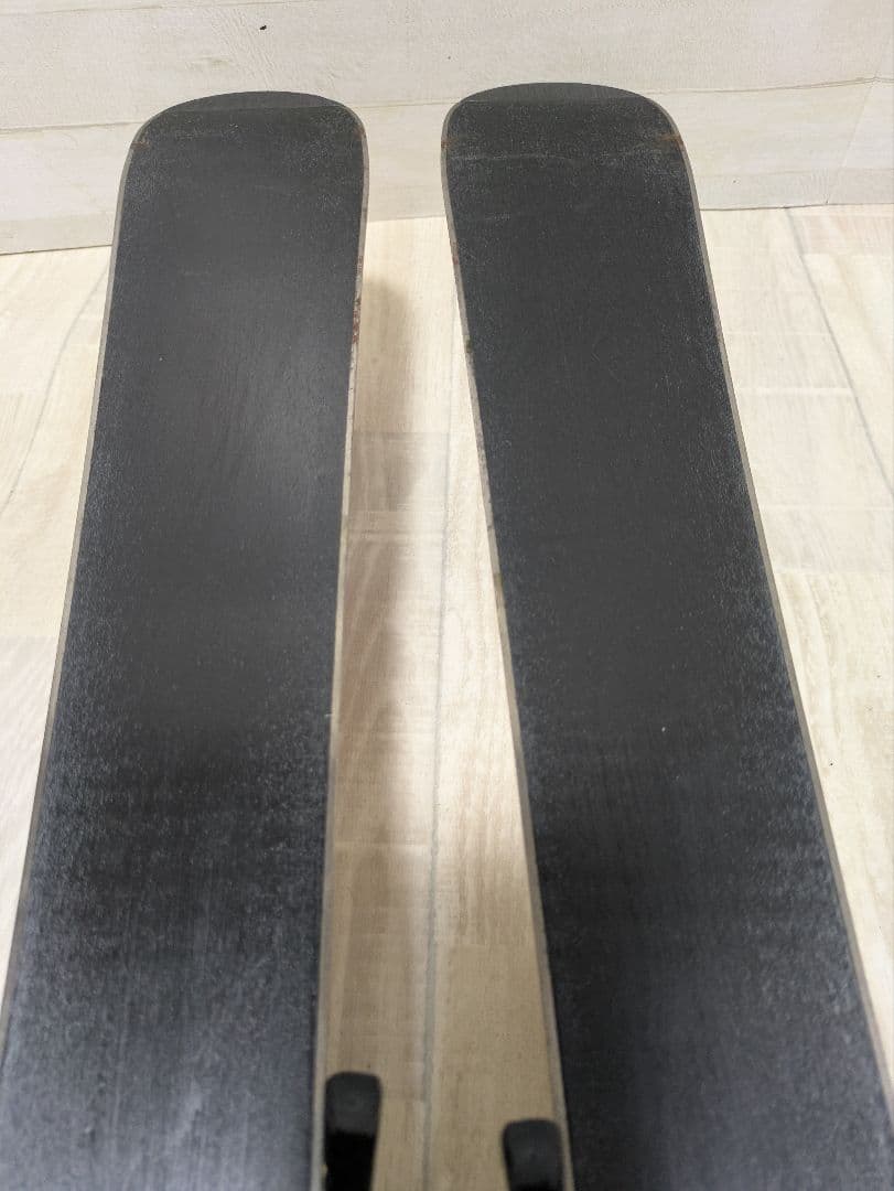 ジュニア　Hart板　NORDICAブーツ　スキーセット ストック付き