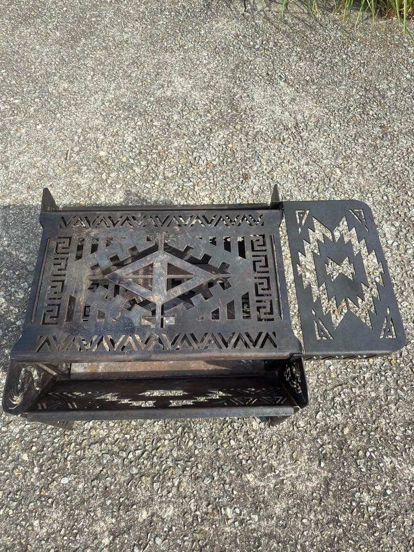 crazycamp 焚き火台　ココペリ　UTAGE 【目立ちます】