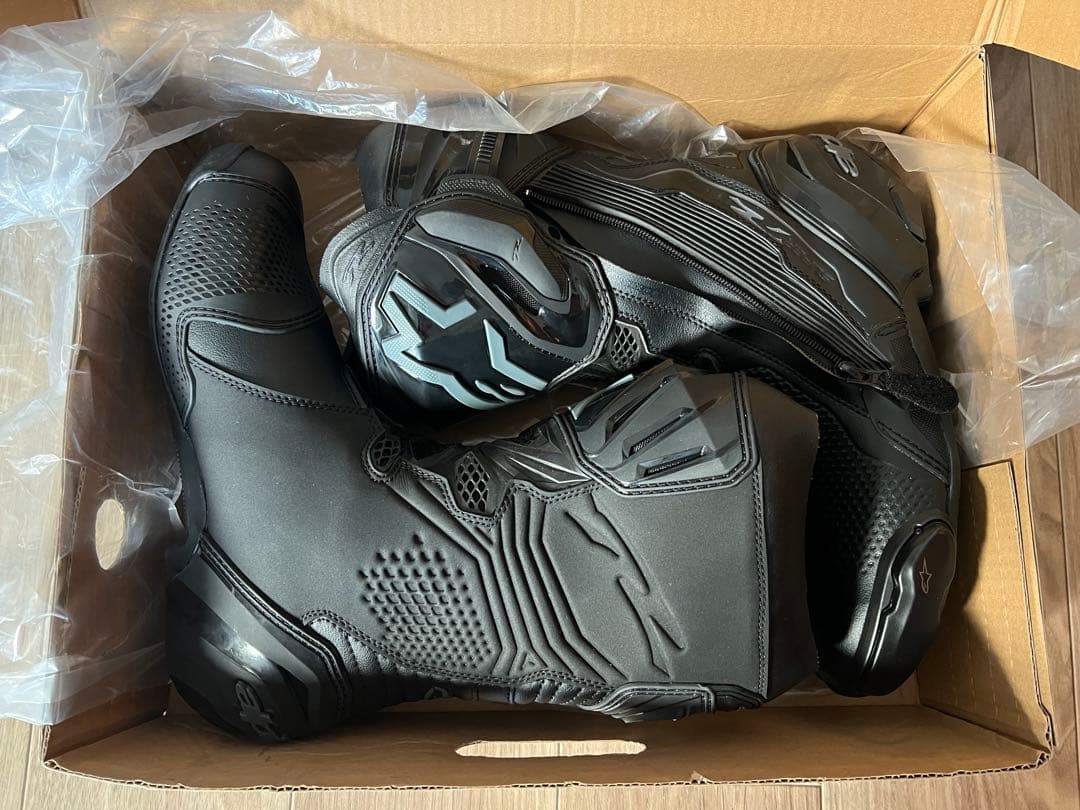 新品タグ付き　Alpinestars Supertech R ブラックブーツ