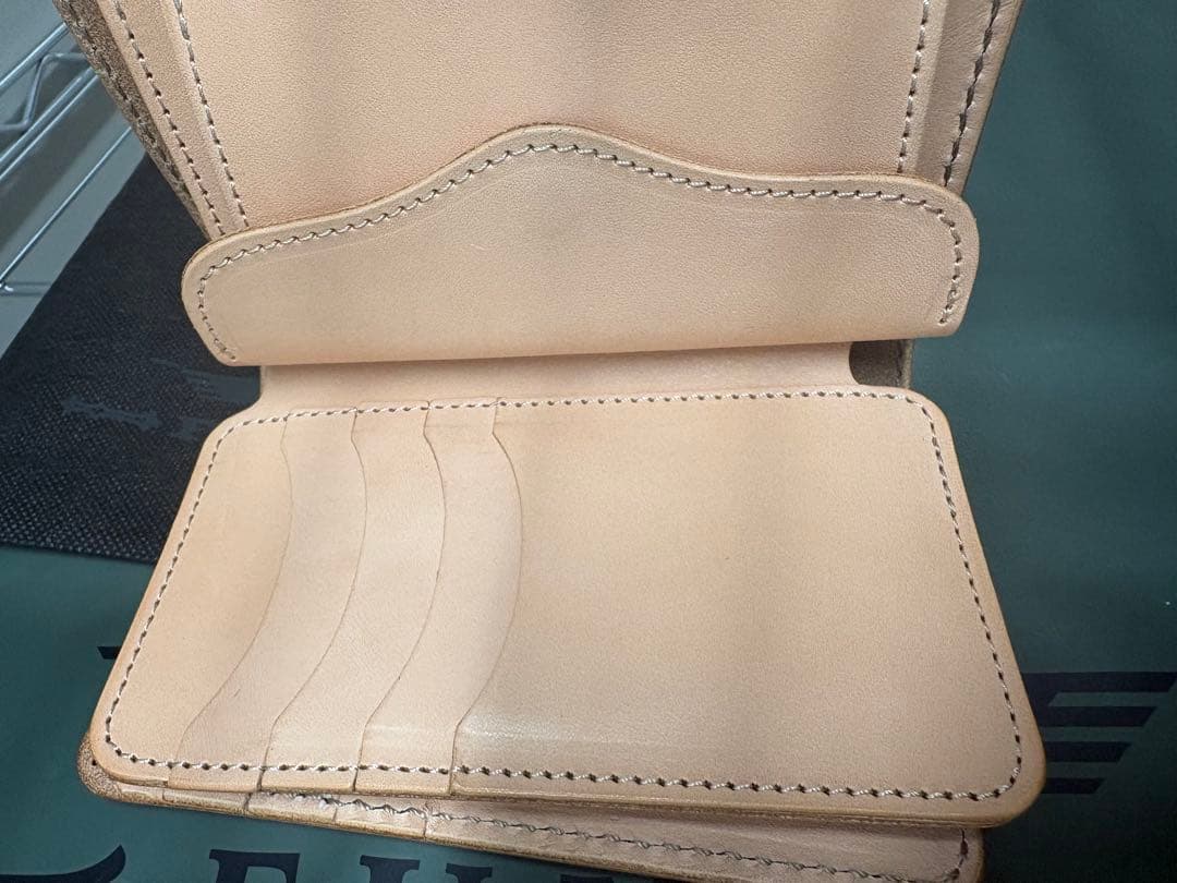 [ファニー] サンセットビルフォード ブライドルレザー 二つ折り財布