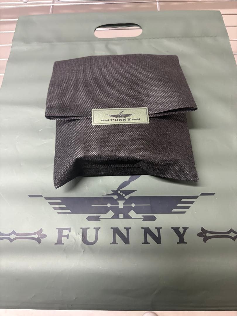 [ファニー] サンセットビルフォード ブライドルレザー 二つ折り財布