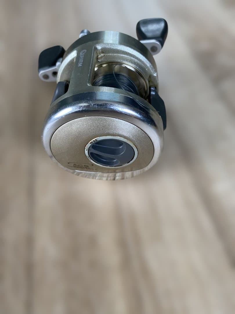 クァンタム　ベイトリール