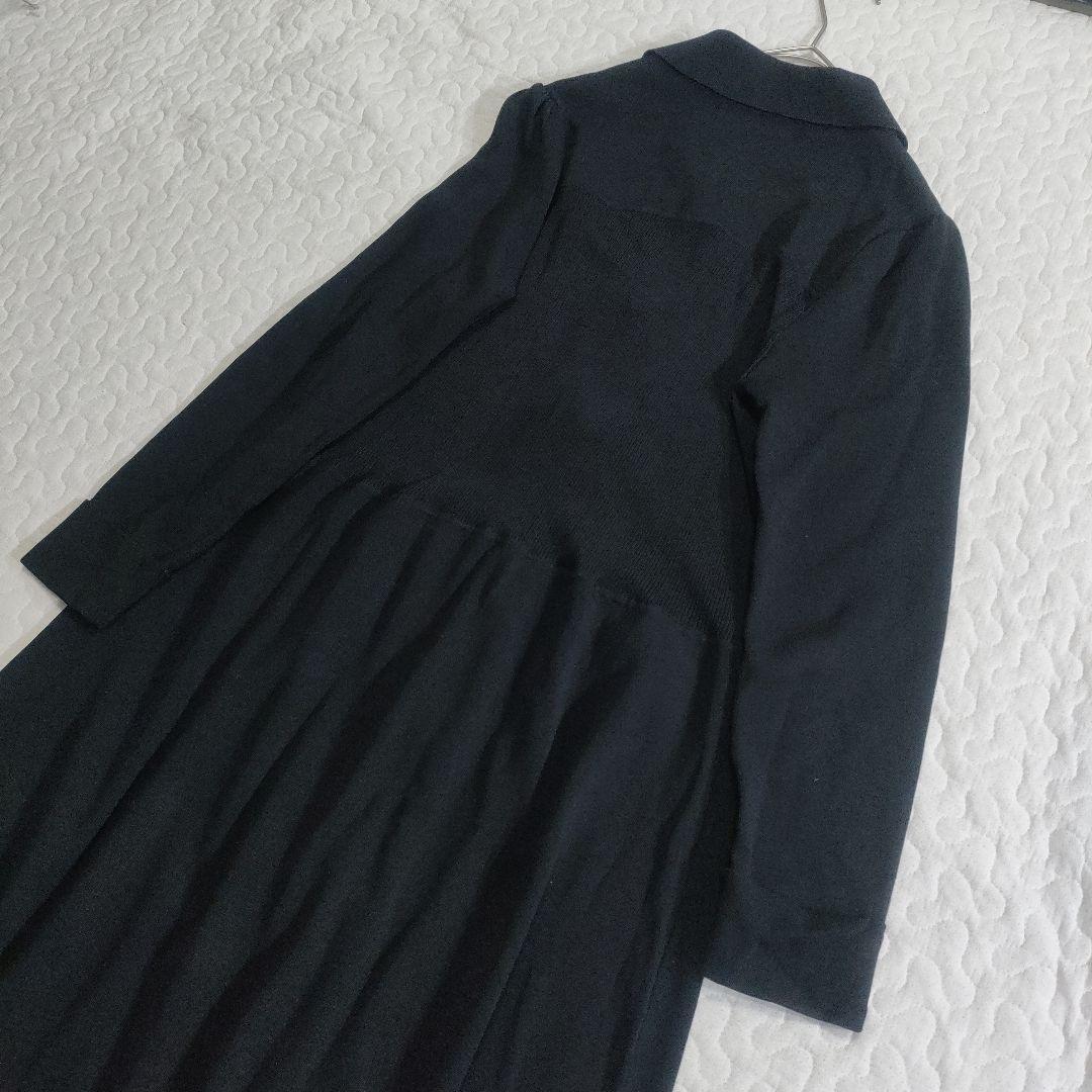 美品✨スーパービューティー　レーヨンニット　ビジューボタンワンピース　黒　42