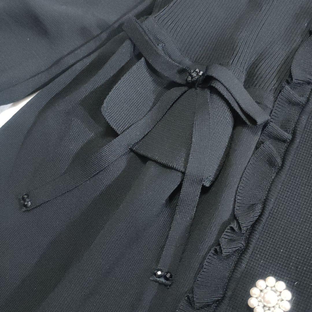美品✨スーパービューティー　レーヨンニット　ビジューボタンワンピース　黒　42