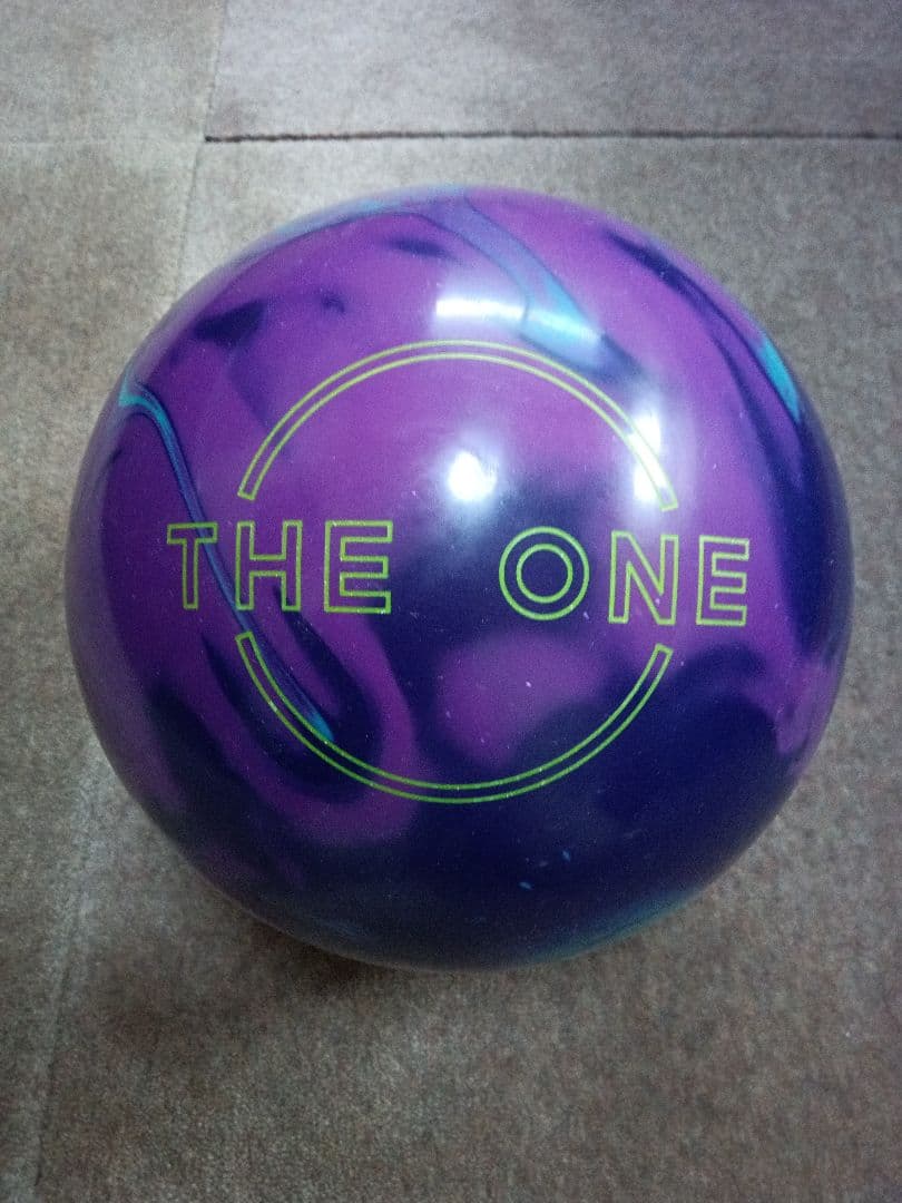 EBONITE THE ONE ボウリングボール　15ポンド3オンス