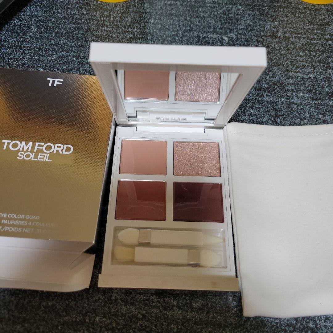 ソレイユ アイ カラー クォード / 01SN シャレー ミンク