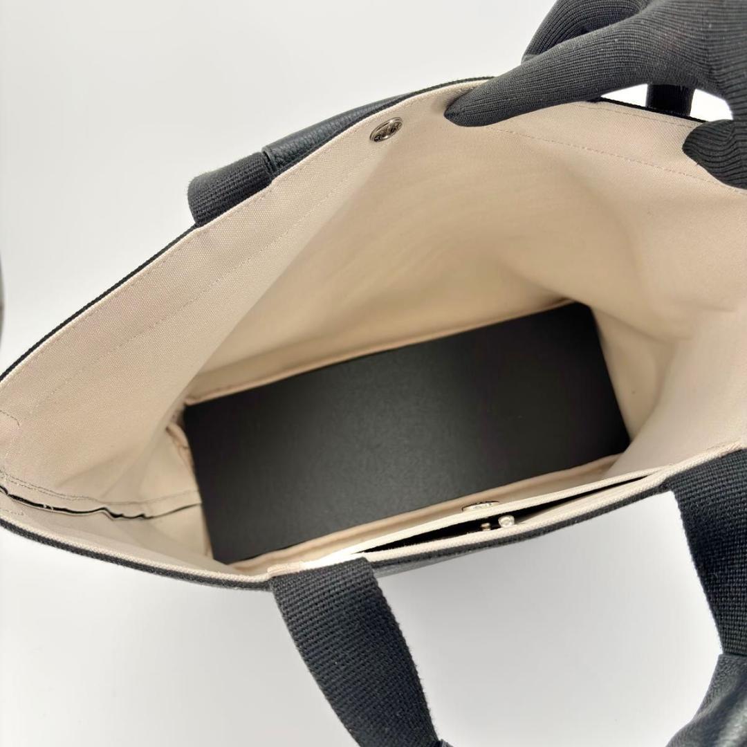 新品に近い エルベシャプリエ 704gp 舟型 M スクエアトート ノワール