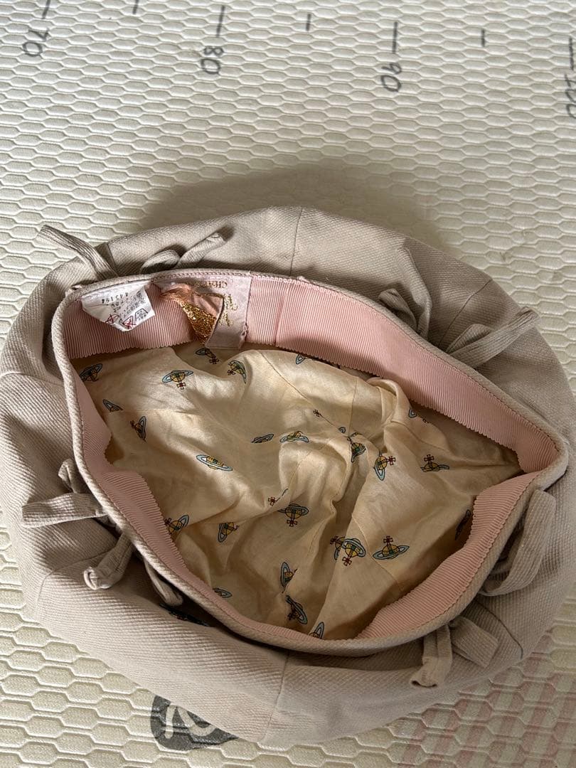 ヴィヴィアンウエストウッド　ベレー帽　リボン　オーブ　刺繍