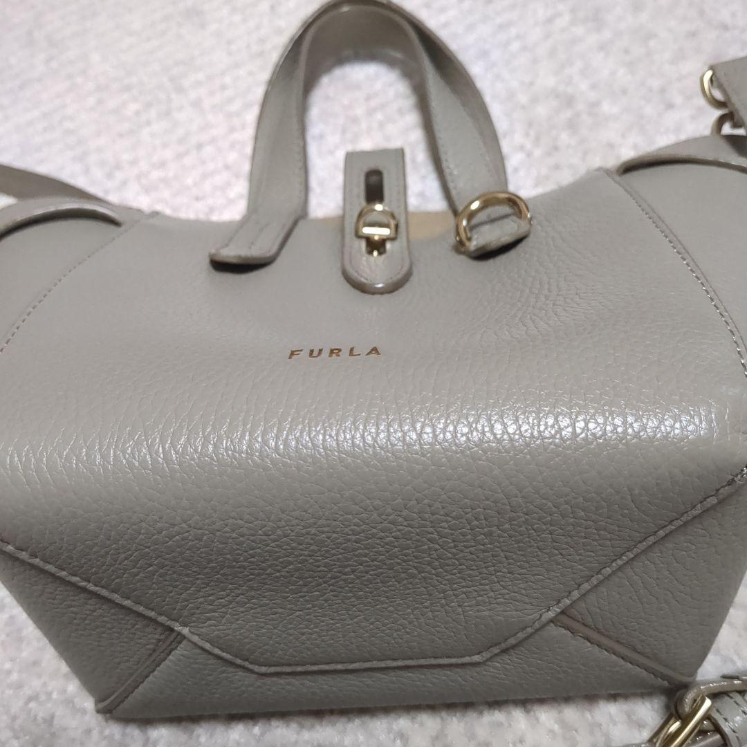 福*華様 〈安心鑑定済み〉FURLA　ショルダーバッグ　入学式　卒業式バッグ