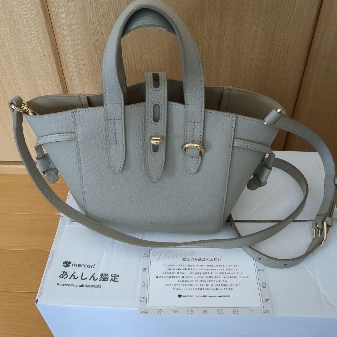 福*華様 〈安心鑑定済み〉FURLA　ショルダーバッグ　入学式　卒業式バッグ