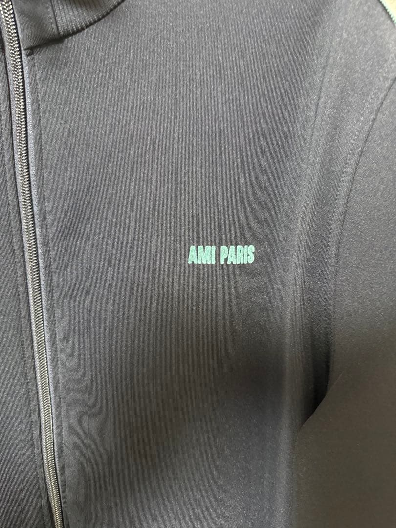 AMI PARIS ネイビージップアップジャケット