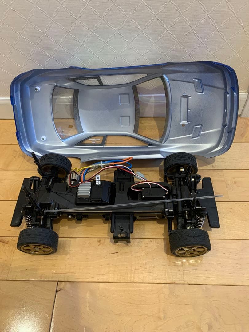 タミヤ　1/10ラジコン　スバル　インプレッサ　TL-01シャーシ