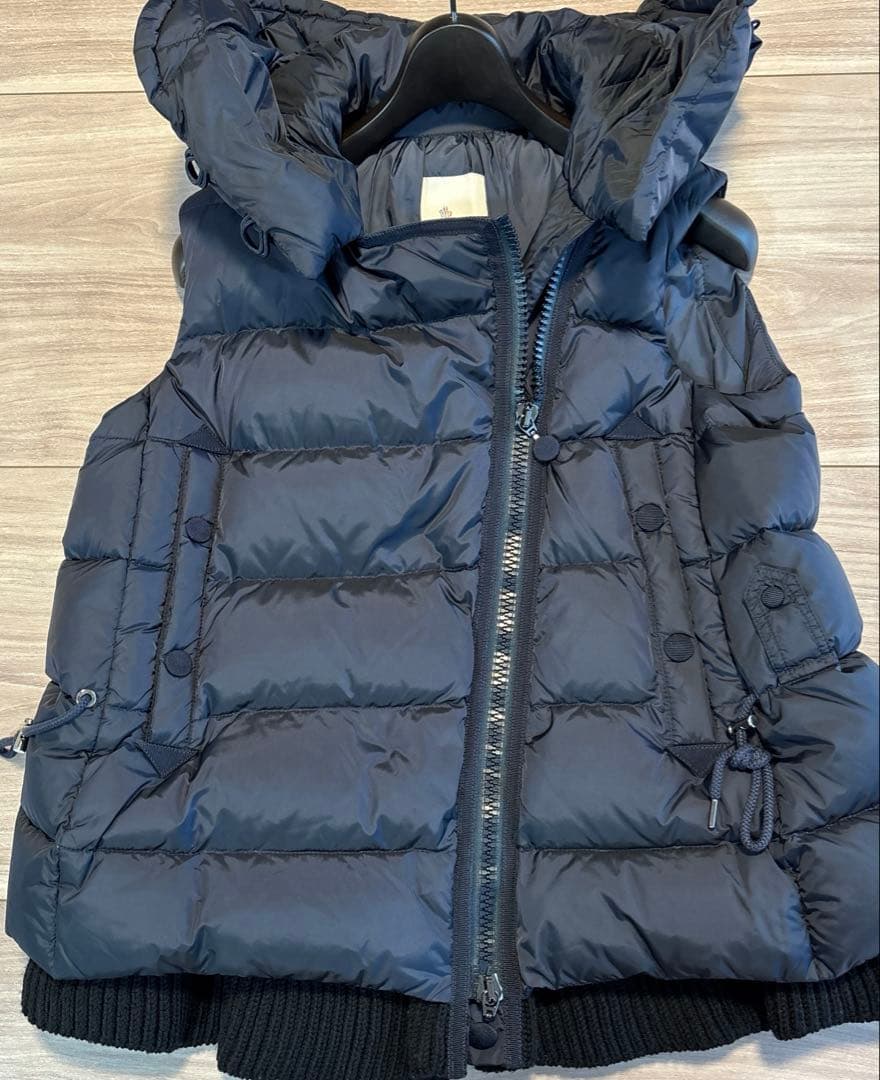 【MONCLER】モンクレール ブラックダウンベスト　レディース