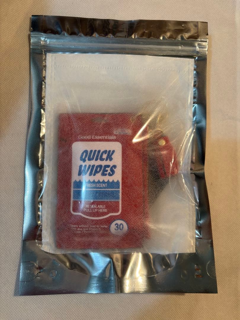 【GOOD GRIEF!】 QUICK WIPES KEY CHAIN