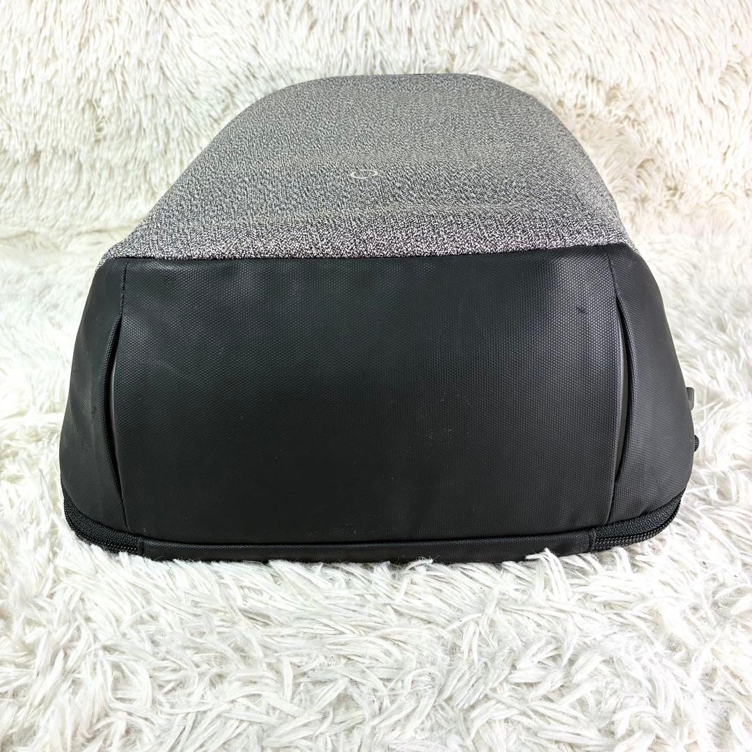 防犯【極美品✨】コリン デザイン クリックパックプロ フル バックパック グレー