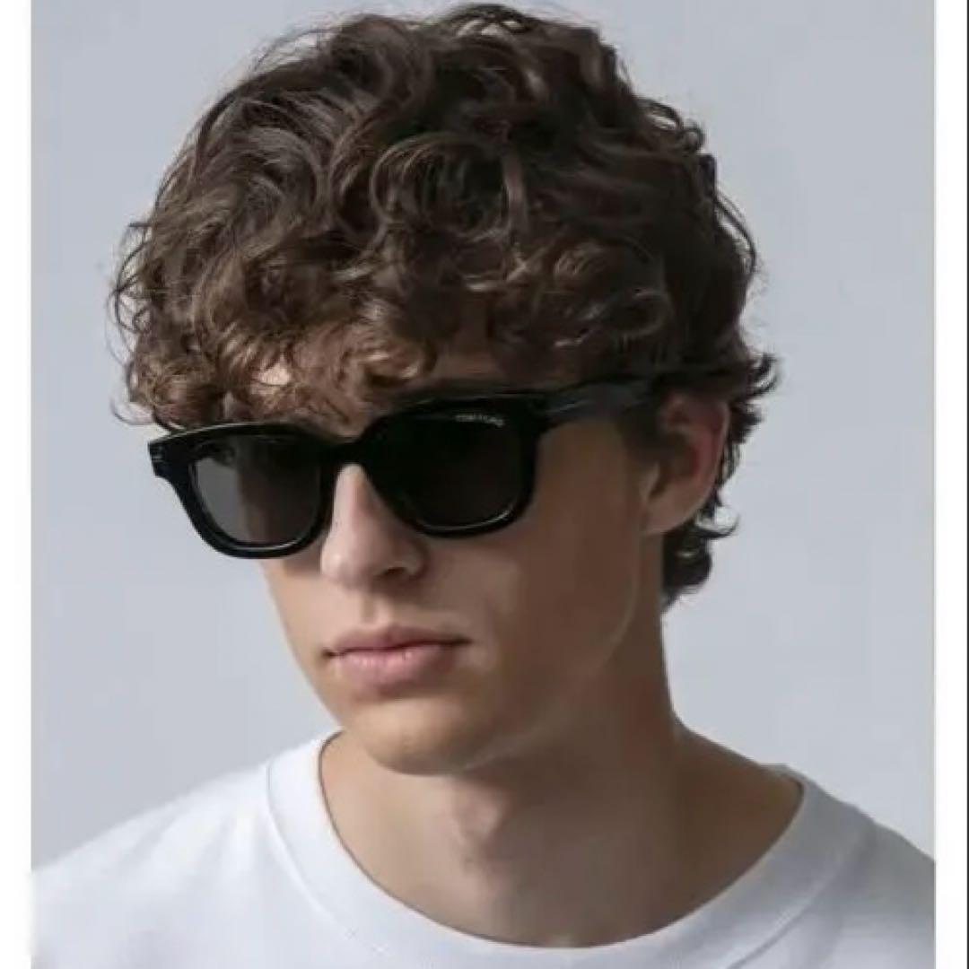 TOM FORD ロンハーマン　サングラス FT1274-D ブラック