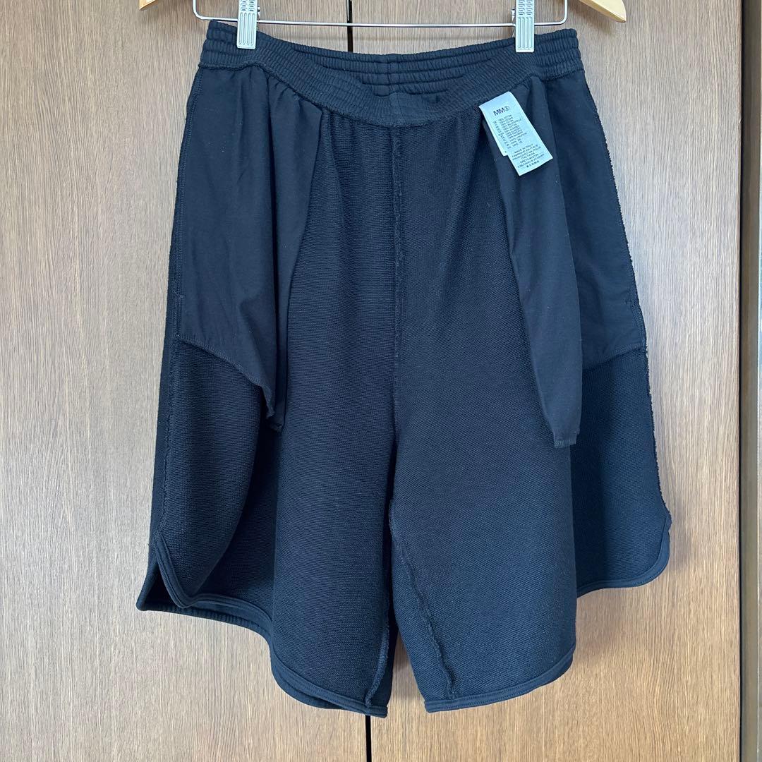 MM6 Maison Margiela(エムエムシックス)ロゴショートパンツ