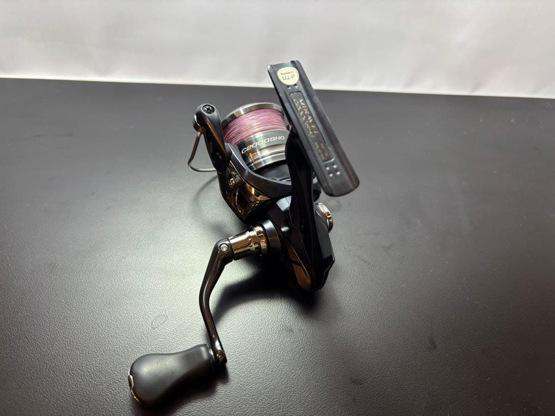 【匿名配送】22ミラベル C2000SHG & 純正替えスプール【シマノ】