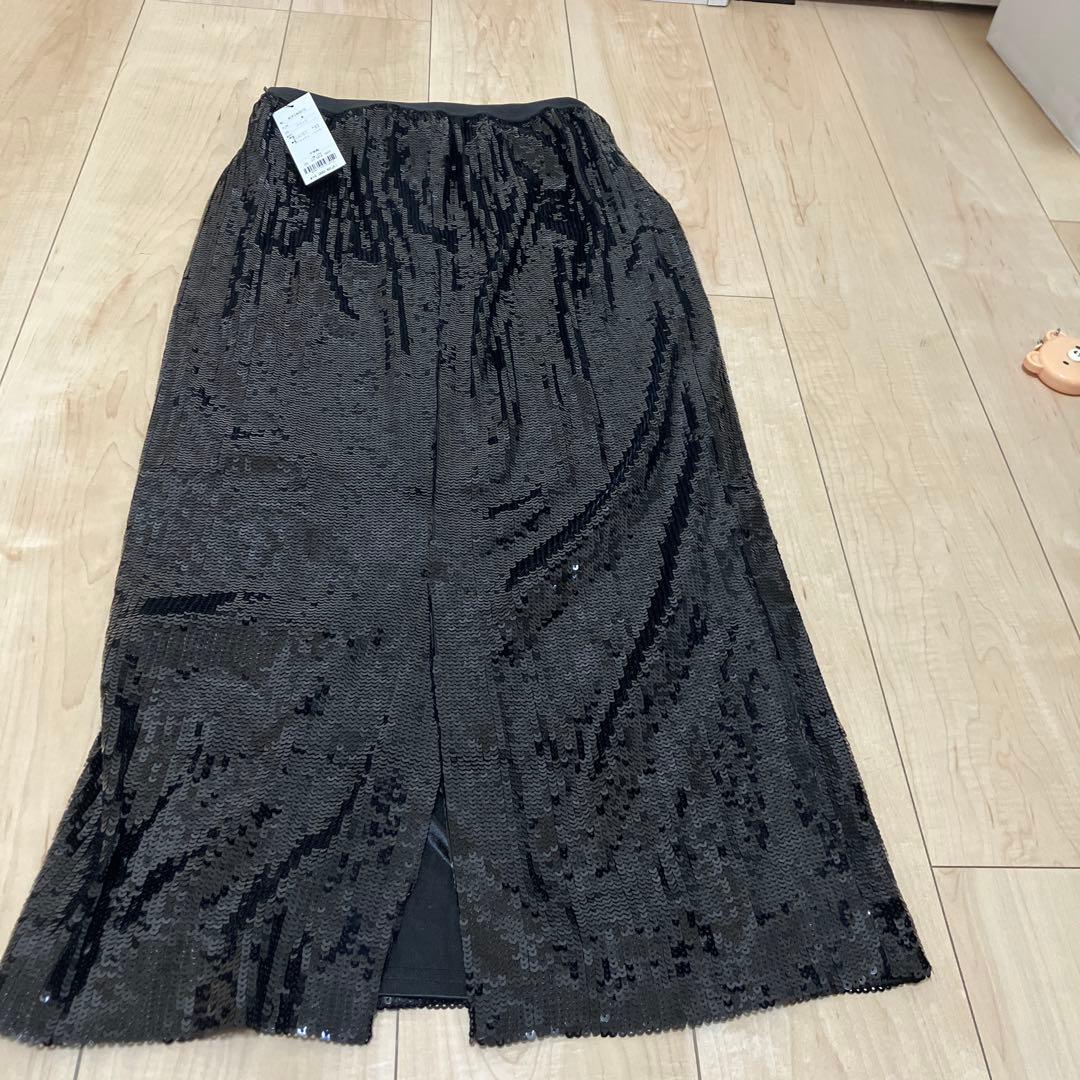 4 fun　ブラックファーベスト Sサイズ&スパンコールスカート