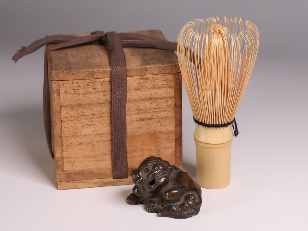 古銅 獅子 置物 5cm 71.4g 木箱入り 時代 金工 根付？【MB109】