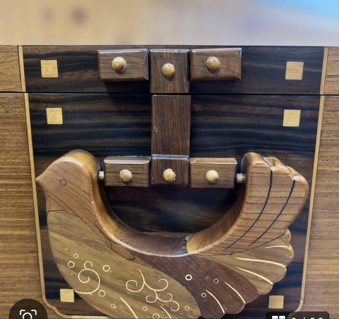 寄木箪笥　木象嵌　３段チェスト　サイドボード 整理箪笥　寄木細工　鍵付き