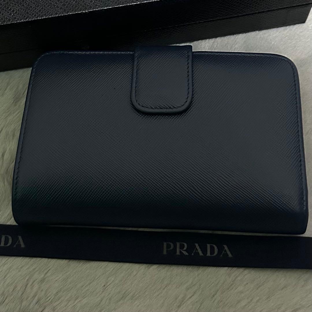 PRADA プラダ　折り財布　ラウンドファスナー　ゴールドロゴ　ブルー
