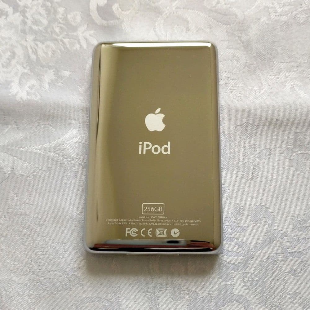 【美品】【大容量化】iPod Classic 第6世代 MC293化 シルバー