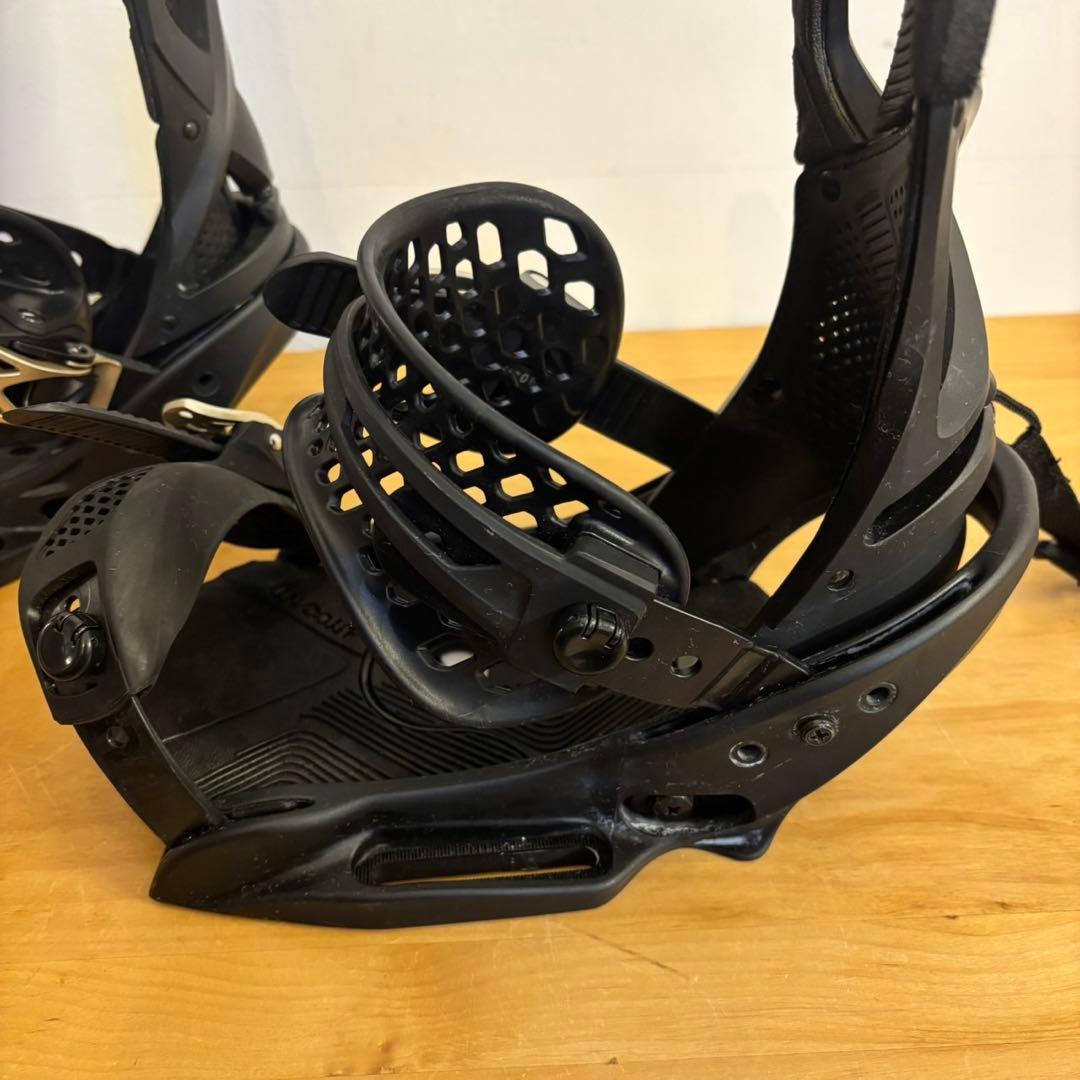 バートン　ビンディング　LEXA EST Mサイズ