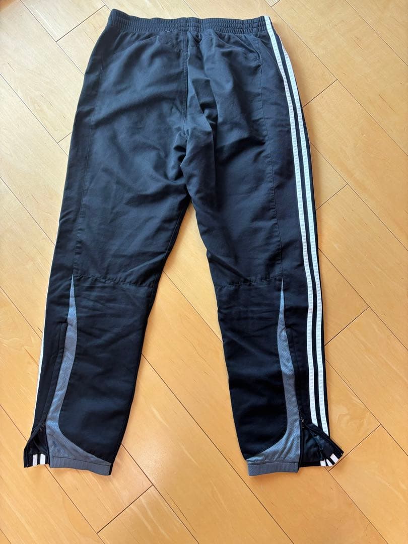 サッカードイツ代表ジャージ　メルセデスベンツ刺繍有り